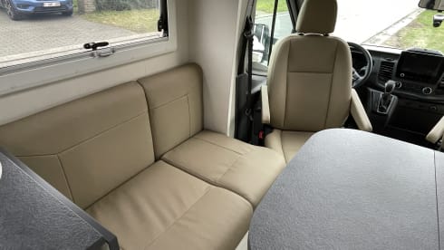 De Camion – 4p Chausson 777 from 2021