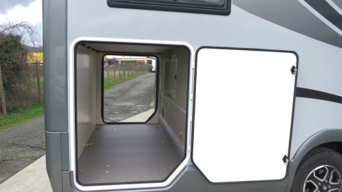 P 745 GLG – MCLOUIS MC4 273 Ford