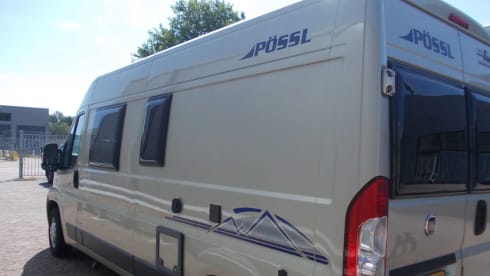 3p Pössl 2 Win luxury bus camper e bike carrier