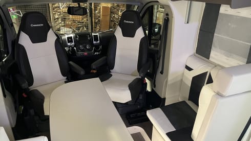 4p Chausson semi-integrated from 2019