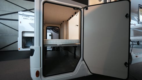 2. Ford Glamys 322 for 6 persons (model 2025)
