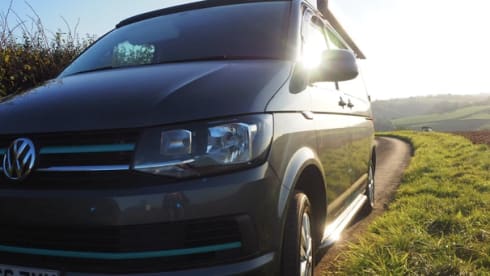 Bella – 4 berth Volkswagen T6 Transporter 2016 (ALSO FOR SALE!)