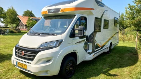4p Challenger semi-integrated uit 2017