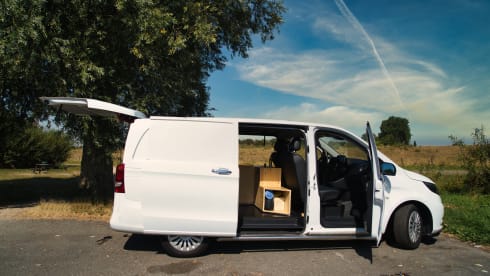 Unhiked – Camper Mercedes-Vito con cambio automatico