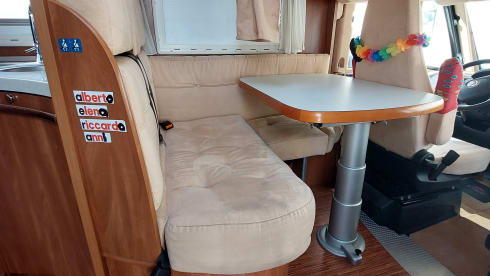 Elenacek – Motorhome laika kreos 7010