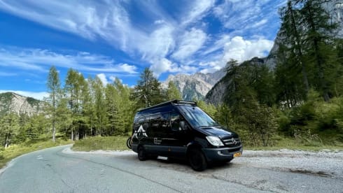 Mercedes Open Road adventure –     ADVENTURE BUSCAMPER automatic EXTRA LONG BED 165hp 