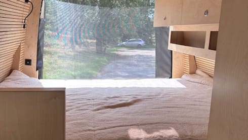 Unbound – 2p Mercedes buscamper (automaat)