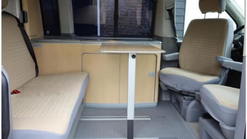4p Volkswagen campervan from 2005