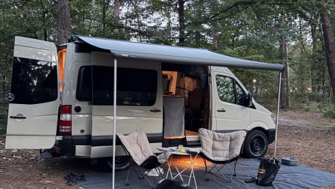 5. Vanlife in Style | Fully Equipped Off-Grid Camper