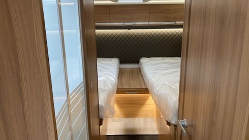 . – Luxury complete Adria semi-integrated camper