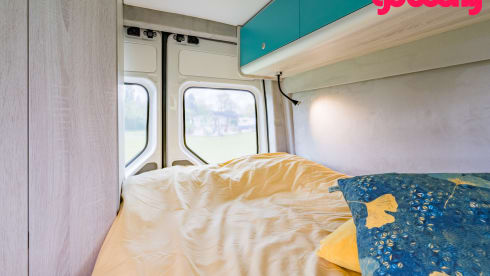Fluistercamper – 100% electric VW Crafter, 2 persons, interior 2023