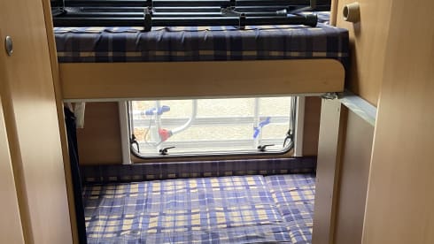 Bessie – Cosy, solid camper