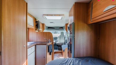 De bergveroveraar – 4p Challenger semi-integrated from 2009