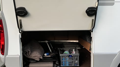 Marcel en Houria – Knaus SUNLINER 658MF integral / 4 pers.