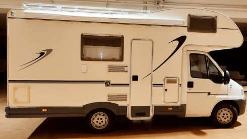 Anto – Travel carefree with Camper Mclouis.