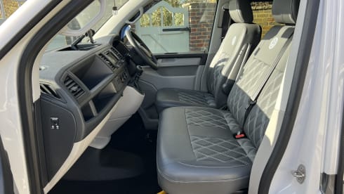 Bob (Best Of Both) – High Spec & Great Looking VW Campervan - Unique Layout 