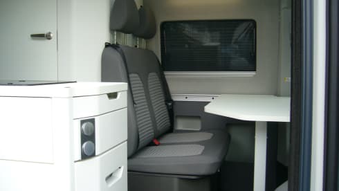 Charles – VW Grand California 600 fully equipped