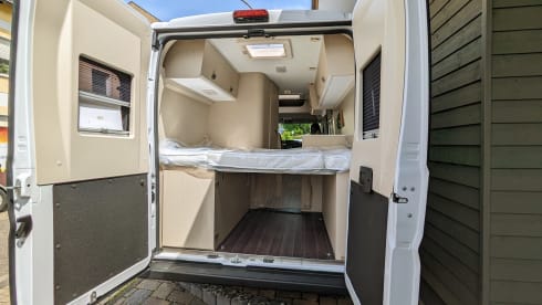 Gigi – Camper Van Motorhome Koblenz