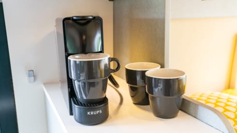 Luxe Hymer buscamper met lengte bedden