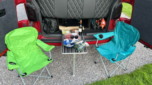 Veronica – Spacious VW T5.1 Saltburn, North Yorks Huge bed! INSURANCE INCLUDED