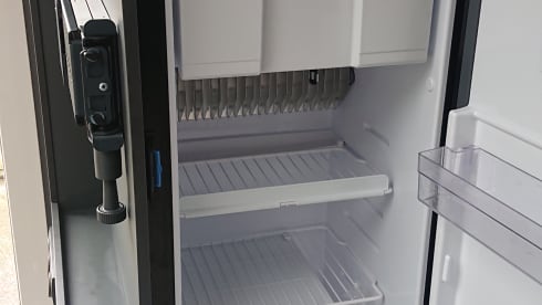 3p Adria Mobil semi-integrated uit 2025