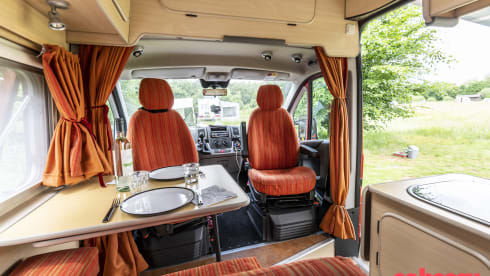 Safari kampeerbus – Red Sien, to fall in love with