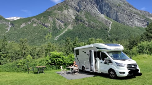 4p Ford Chausson Titanium Nordic edition 777GA