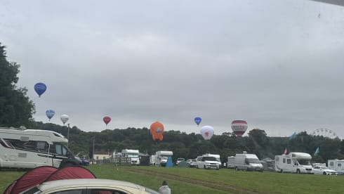 Gladdis – 4 berth Peugeot Elddis Sunseeker 100 from 2010