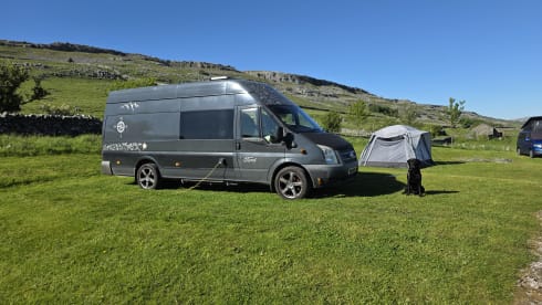 Samuel – 2 berth Campervan for all weathers