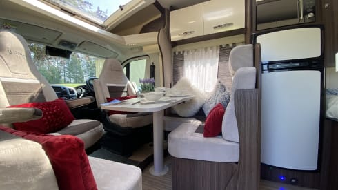 Beni – Bungalow semi-integrato Benimar a 3 posti letto, costruito nel 2017.