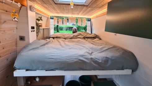't buske! – Practical multifunctional motorhome for 2 people