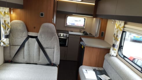 New Roomy 4 berth Tribute 615 (Blackburn)
