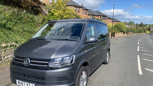 Gandalf the Grey – 4 berth Volkswagen campervan from 2017