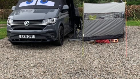 STEEVAN – 2021 Volkswagen campervan 