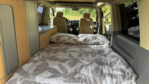 4p Volkswagen campervan uit 2004