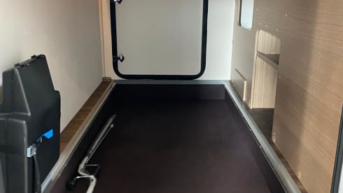 Teilintegriertes Wohnmobil CARADO T447 - Edition 15 zu vermieten