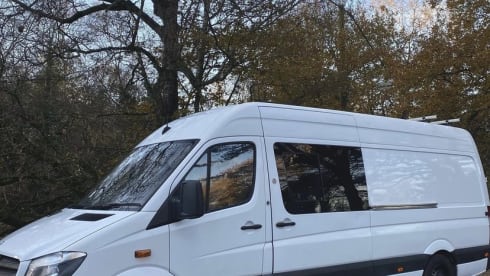 Harlow – A new Luxury Off-grid Camper, Homely and modern