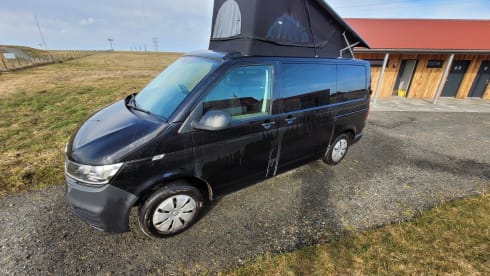 Van Greta  – 4 berth T6.1 Volkswagen Campervan