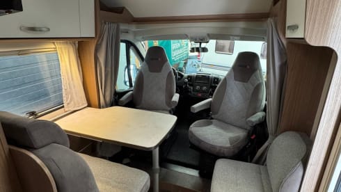 2-seater Citroën semi-integrated from 2022