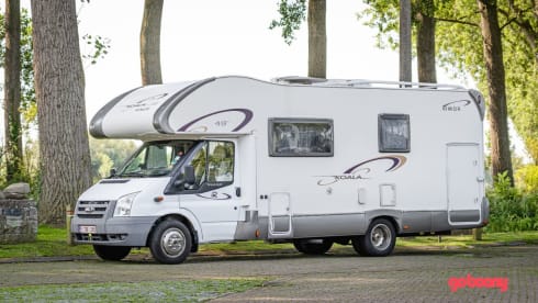 "De Koala" – Spacious kidsproof camper for the whole family (including friends!)
