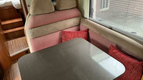 Spacious and luxurious 5 person camper Adria Matrix