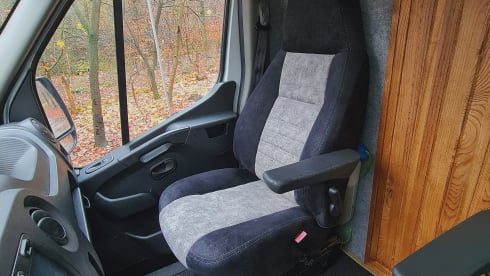 Luxe buscamper 2p – 2p Renault bus from 2019