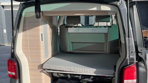 Kik – 2p Volkswagen campervan uit 2014