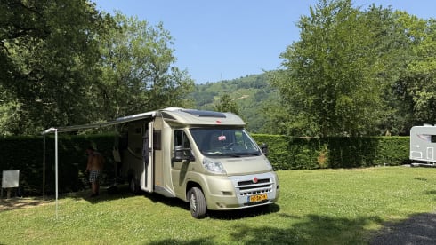 4p Fiat semi-integrated uit 2014