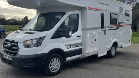 Sevenoaks 2022 Roller team 675 6 berth – 6 berth Roller Team Overcab from 2022