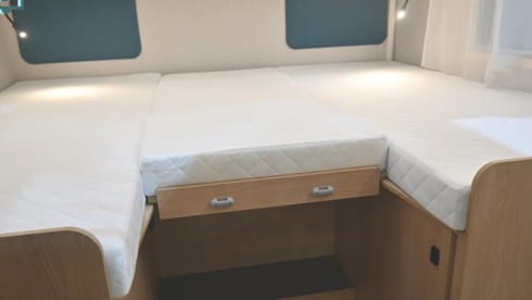 4p Joa 75T semi-integrated from 2025