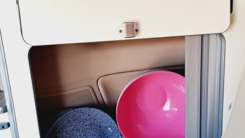 Mabel – Easy to drive, cosy automatic camper 