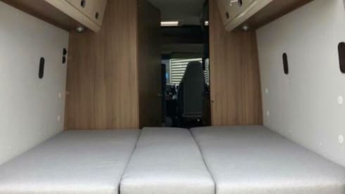 Sunliving – Sunliving Bus camper with bus biker 