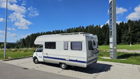 Ons oude trouwe campertje – 4p Elnagh alcove from 1993
