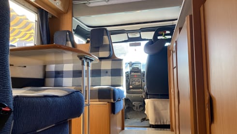 Nita – Small Super Cozy Motorhome